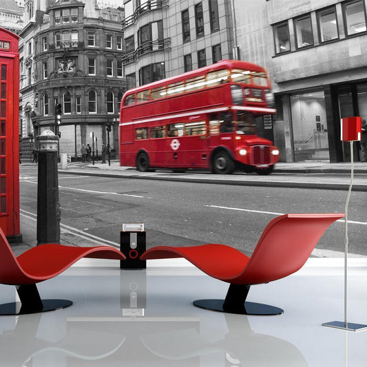 Fotobehang - Red bus and phone box in London